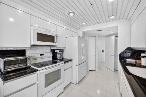 3000 Island Blvd 2506, Aventura FL - photo 22 of 62