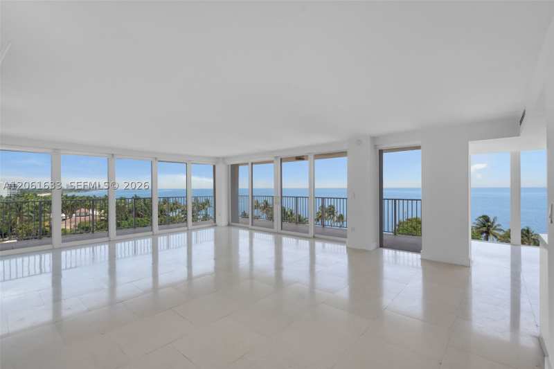 3 bedroom Condominium at 881 Ocean Dr 7H, Casa Del Mar Condo, Key Biscayne — photo 1