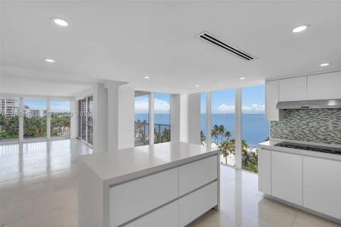 881 Ocean Dr 7H, Key Biscayne FL - photo 11 of 54