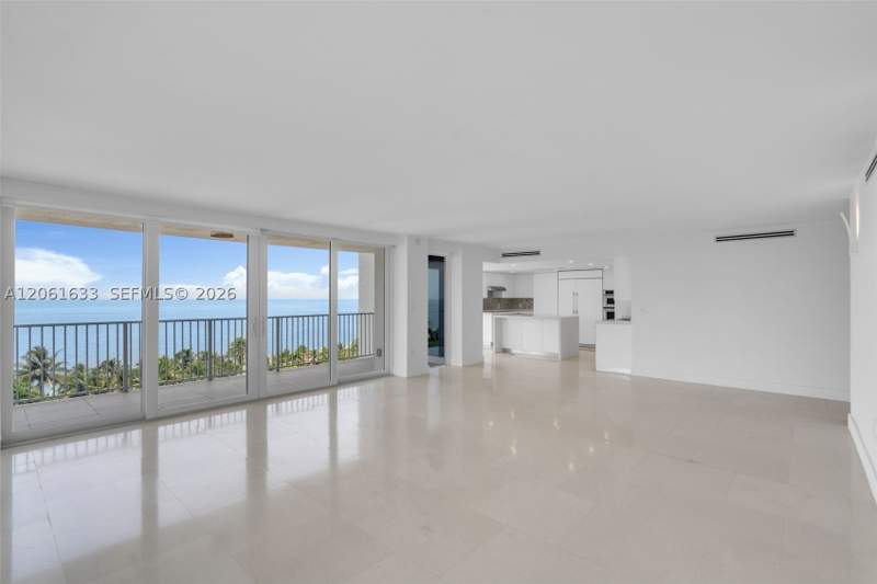 3 bedroom Condominium at 881 Ocean Dr 7H, Casa Del Mar Condo, Key Biscayne — photo 3