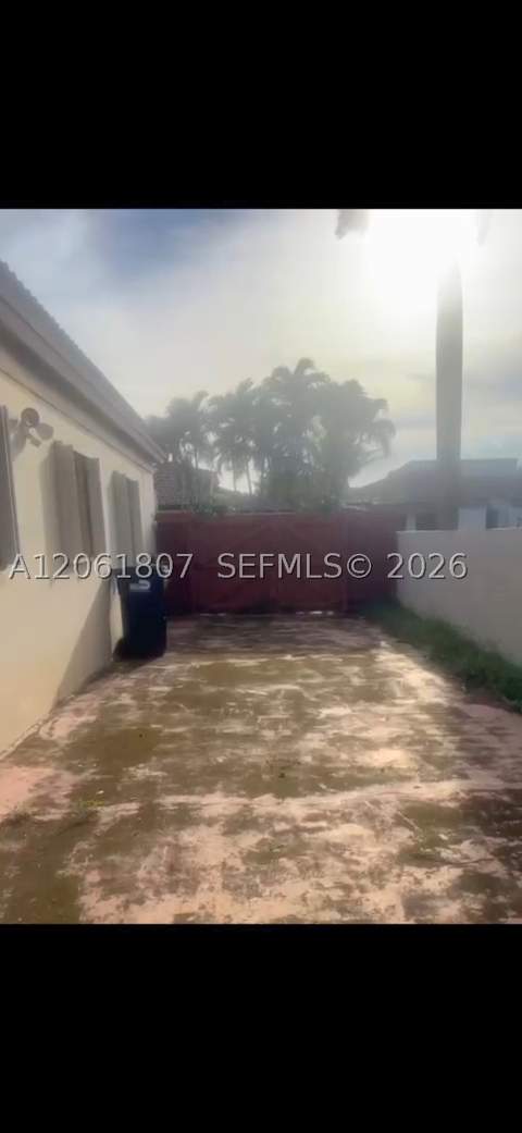 509 SW 87th Pl, Miami FL - photo 14 of 36