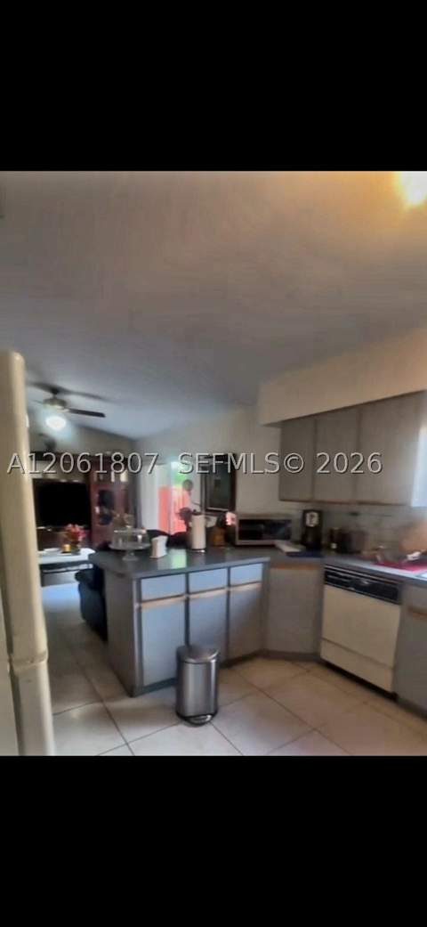 509 SW 87th Pl, Miami FL - photo 18 of 36
