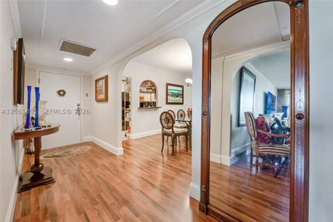 90 Edgewater Dr 501, Coral Gables FL - photo 6 of 20