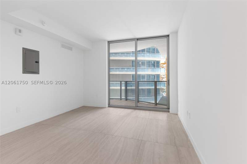1 bedroom Condominium at 77 SE 5th Street 2205, Brickell Point, Miami — photo 4