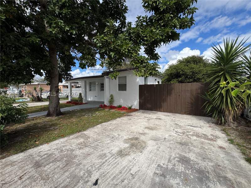 2 bedroom SingleFamilyResidence at 2381 NW 153rd St, Eleanor Park, Miami Gardens — photo 4