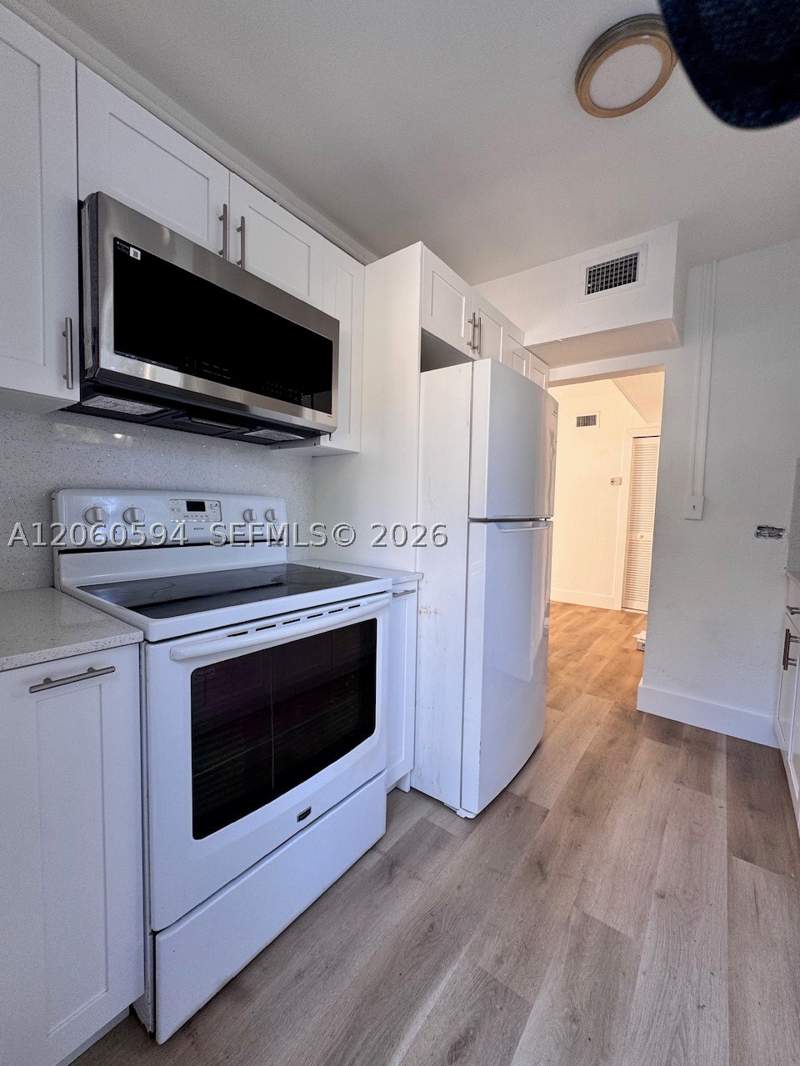 2 bedroom SingleFamilyResidence at 2381 NW 153rd St, Eleanor Park, Miami Gardens — photo 5
