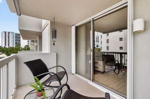 1670 Bay Road 3F, Miami Beach FL - photo 21 of 43