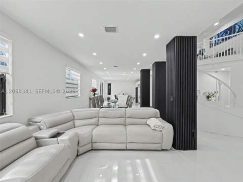 589 SE 35th Ter, Homestead FL - photo 8 of 22