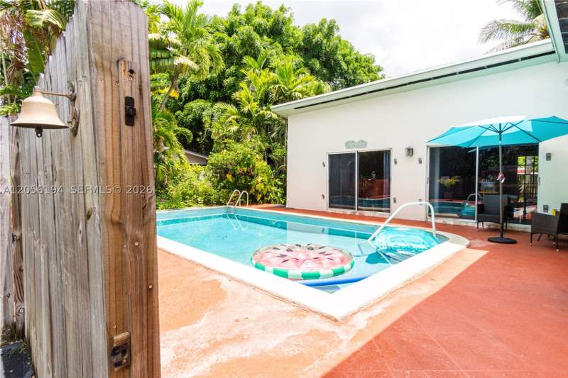 3 bedroom SingleFamilyResidence at 9920 Pan American Dr, Cutler Ridge Sec 6, Cutler Bay — photo 3