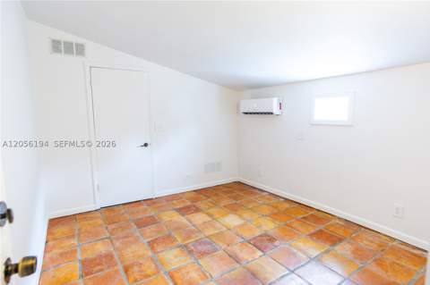 9920 Pan American Dr, Cutler Bay FL - photo 7 of 32