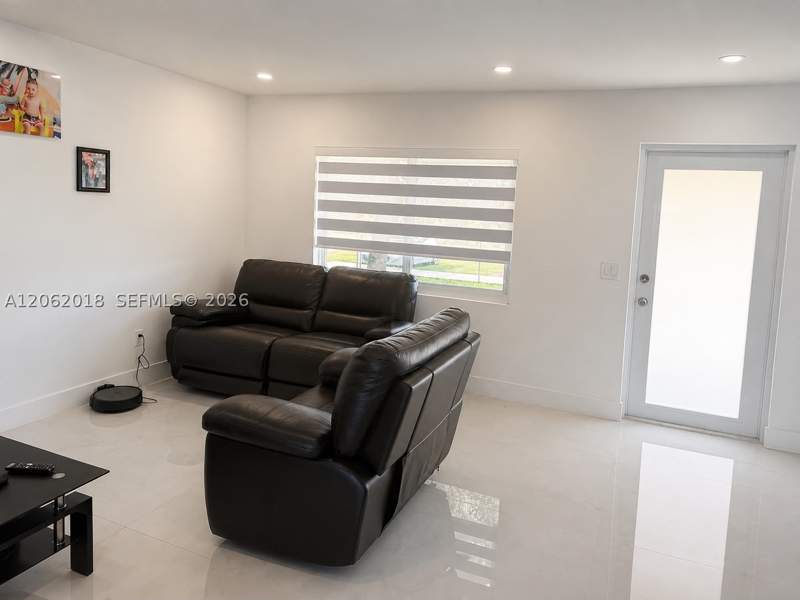 3 bedroom SingleFamilyResidence at 1749 SW 8th St, Avocado Villas, Homestead — photo 3