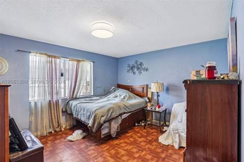 1143 NW 58th St, Miami FL - photo 15 of 27