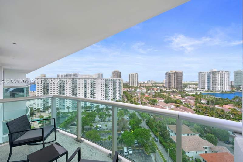 1 bedroom Condominium at 19370 Collins Ave 1622, Ocean Reserve Condo, Sunny Isles Beach — photo 2