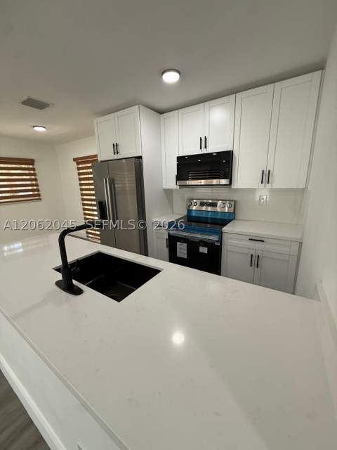 1251 NE 208th Ter, Miami FL - photo 20 of 35