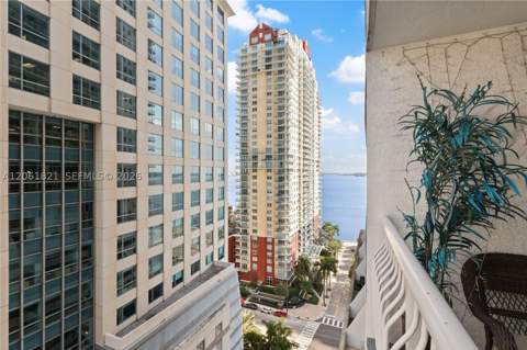 1200 Brickell Bay Dr 1816, Miami FL - photo 13 of 18