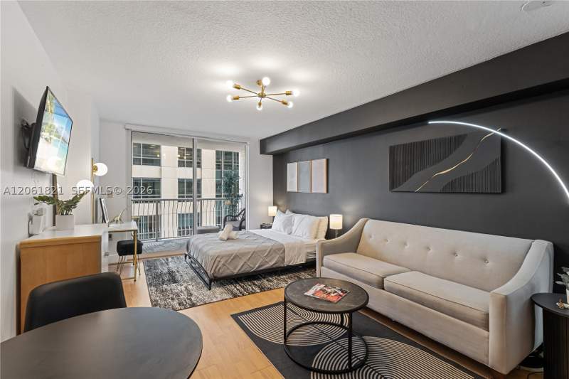 0 bedroom Condominium at 1200 Brickell Bay Dr 1816, The Club At Brickell Bay, Miami — photo 2