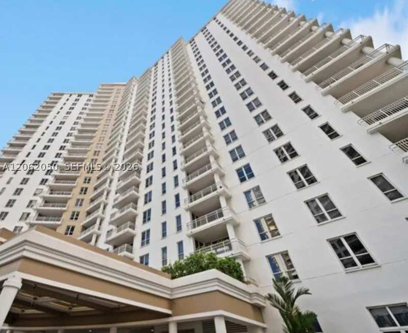 2 bedroom Condominium at 701 Brickell Key Blvd 610, Courvoisier Courts Condo, Miami — photo 1
