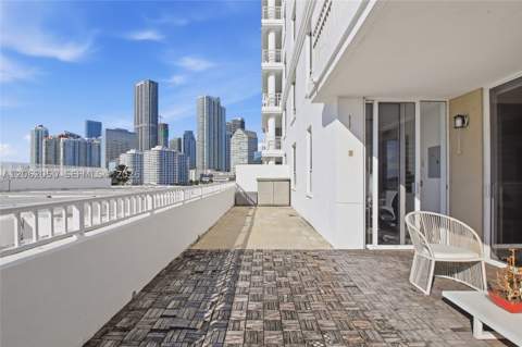 701 Brickell Key Blvd 610, Miami FL - photo 18 of 46