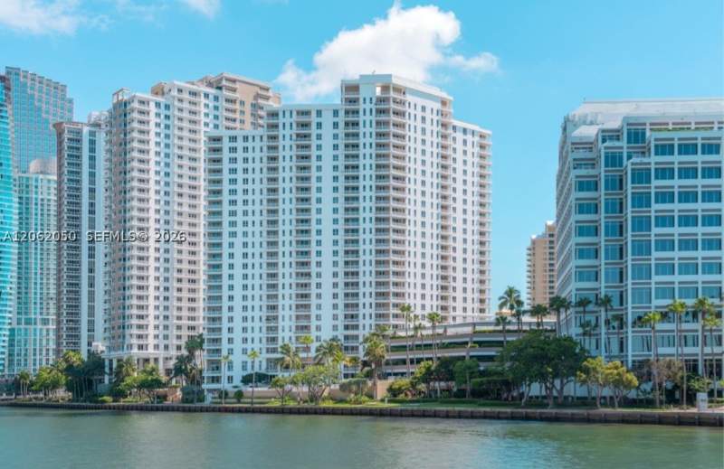 2 bedroom Condominium at 701 Brickell Key Blvd 610, Courvoisier Courts Condo, Miami — photo 2