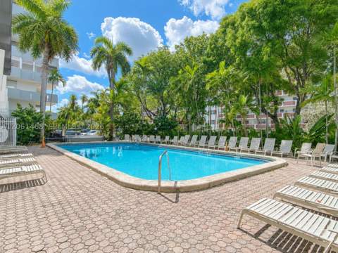 3703 NE 166th St 704, North Miami Beach FL - photo 20 of 40