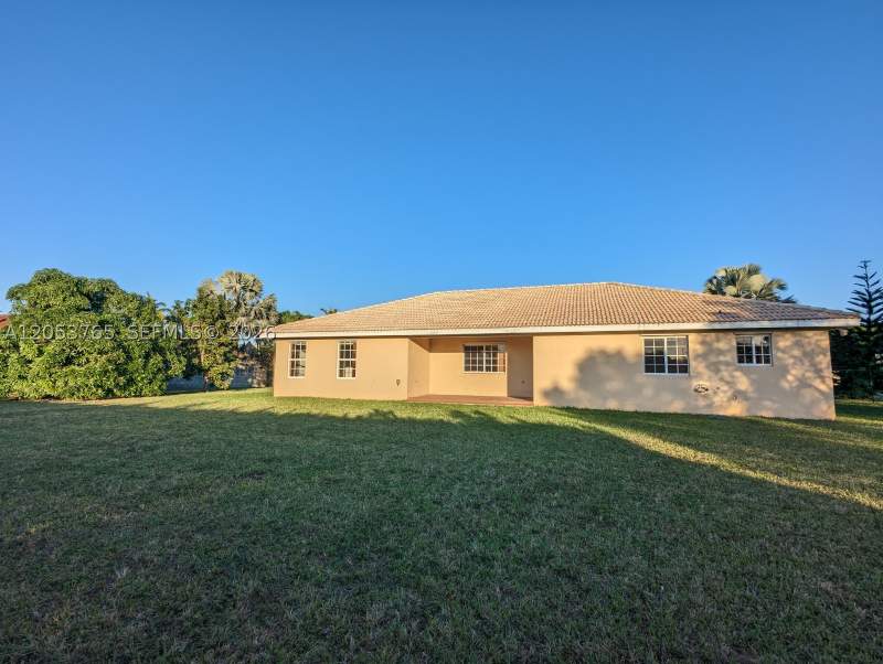 4 bedroom SingleFamilyResidence at 27780 SW 154th Ave, Redland Estates, Homestead — photo 4