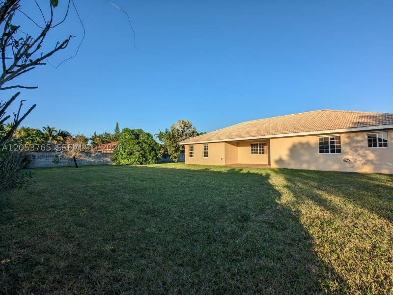 4 bedroom SingleFamilyResidence at 27780 SW 154th Ave, Redland Estates, Homestead — photo 5