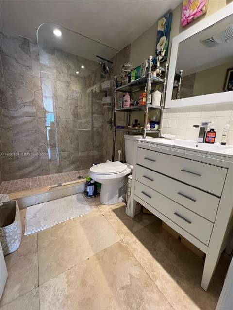 2430 Brickell Avenue, Miami FL - photo 8 of 35