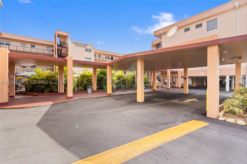 1 bedroom Condominium at 1855 W 60th St 407, Westland Courts Condo, Hialeah — photo 1