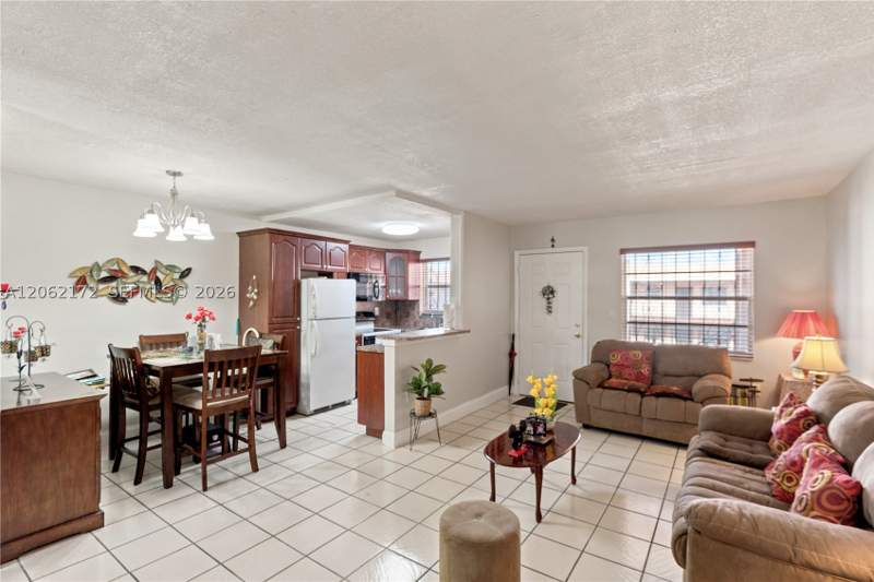 1 bedroom Condominium at 1855 W 60th St 407, Westland Courts Condo, Hialeah — photo 4