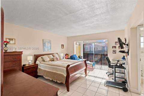 1855 W 60th St 407, Hialeah FL - photo 8 of 15