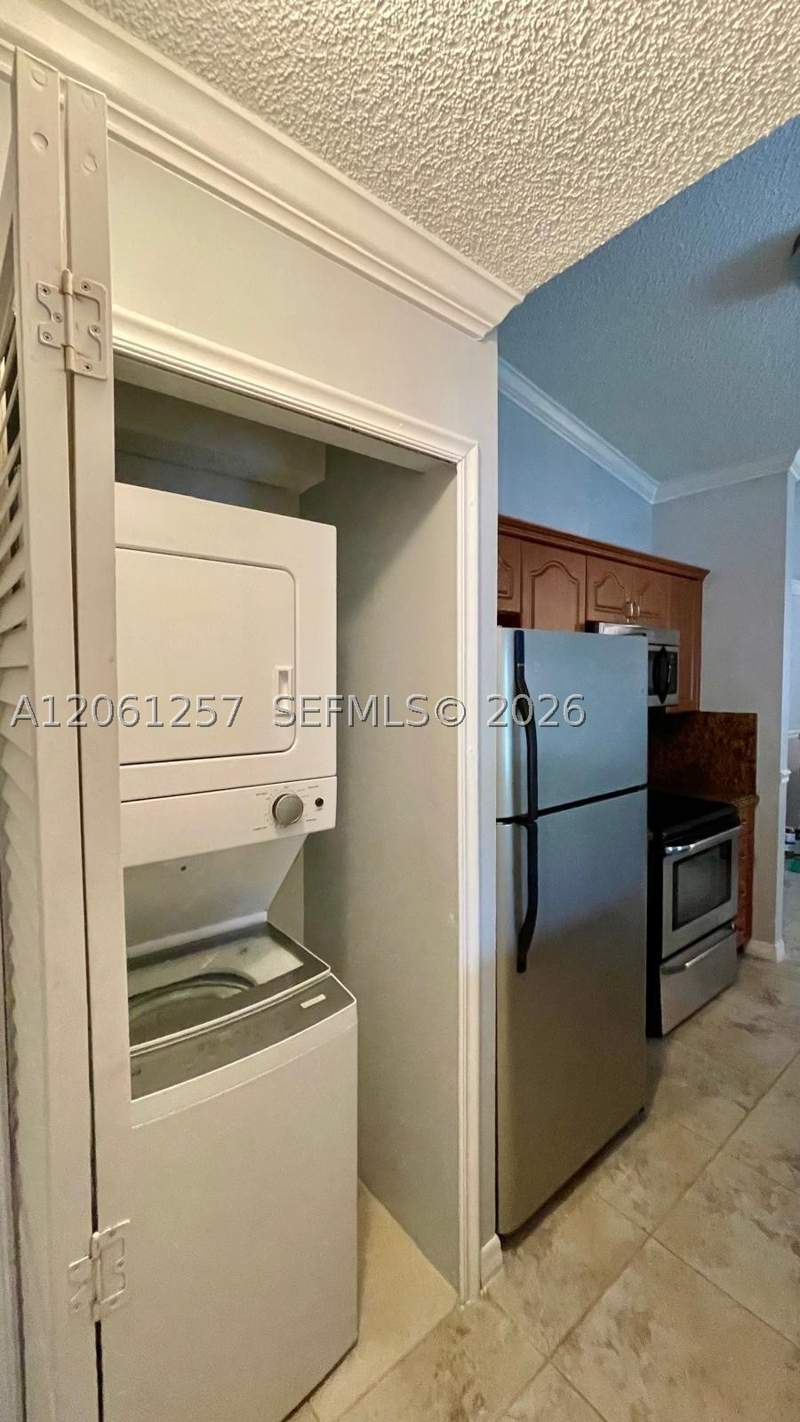 2 bedroom Condominium at 10650 SW 157th Ct 306, Royal Palm Place, Miami — photo 4