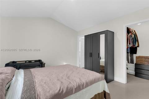 949 SW 7th Pl, Florida City FL - photo 7 of 38