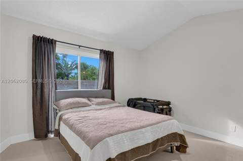 949 SW 7th Pl, Florida City FL - photo 8 of 38
