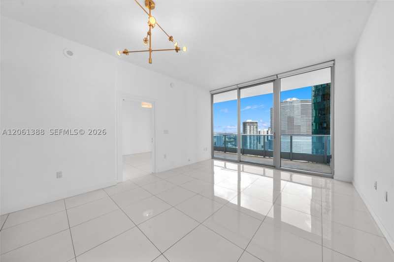 1 bedroom Condominium at 200 Biscayne Boulevard Way 4409, Epic West Condo, Miami — photo 1