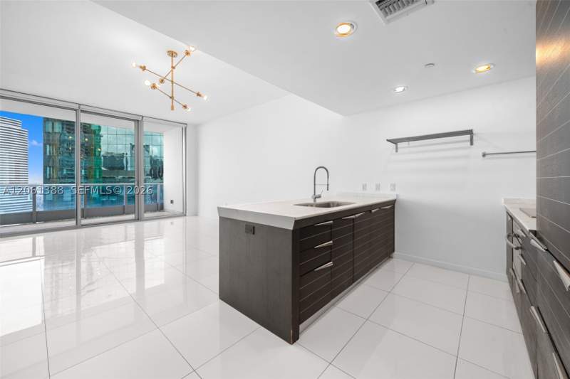 1 bedroom Condominium at 200 Biscayne Boulevard Way 4409, Epic West Condo, Miami — photo 5