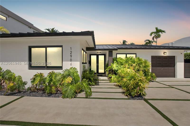3 bedroom SingleFamilyResidence at 12906 Cherry Rd, Venetian Sec Keystone Poi, North Miami — photo 2