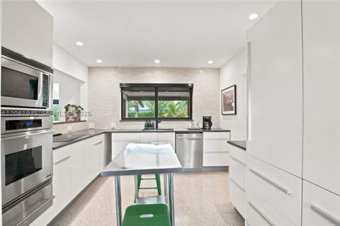 12906 Cherry Rd, North Miami FL - photo 8 of 29