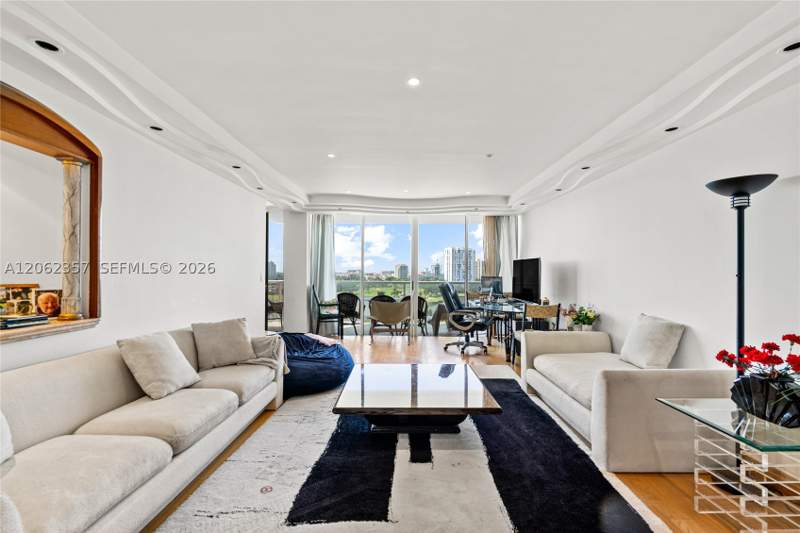 2 bedroom Condominium at 20281 E Country Club Dr 909, Hamptons West Condo, Aventura — photo 2