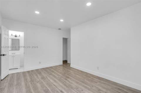 1265 NE 201st Ter, Miami FL - photo 13 of 27
