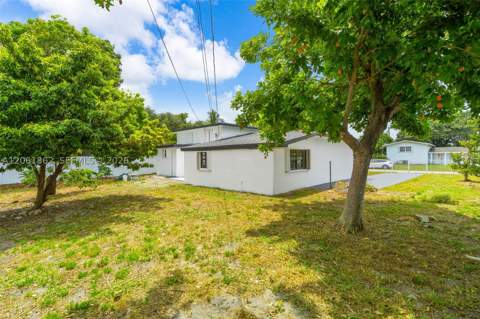 1265 NE 201st Ter, Miami FL - photo 23 of 27