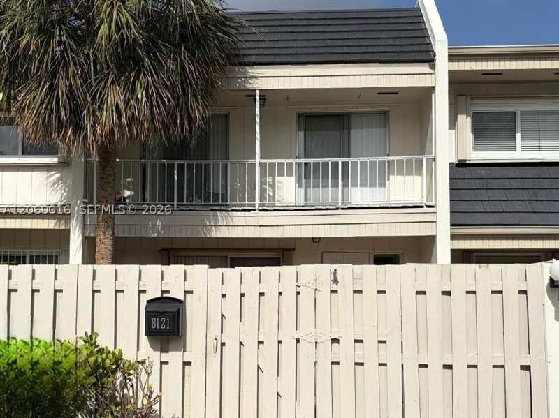 3 bedroom Townhouse at 8121 SW 82nd Ct, Kings Creek, Miami — photo 1