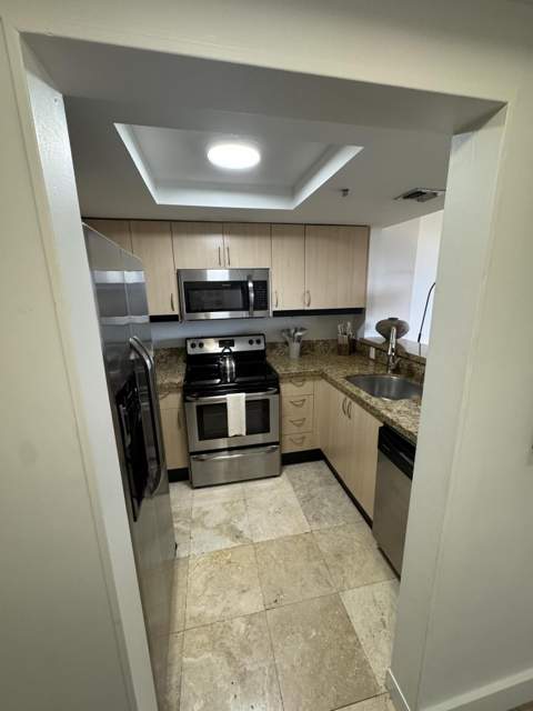 2951 S Bayshore Drive 805, Miami FL - photo 17 of 24