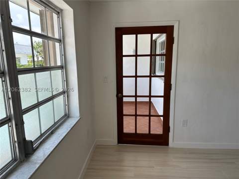 251 Galen Dr 302, Key Biscayne FL - photo 7 of 14