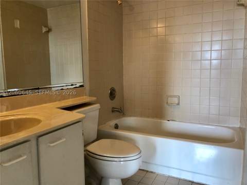 6280 NW 186th St 311, Hialeah FL - photo 12 of 20