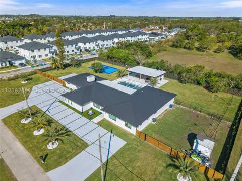12425 SW 226th St, Miami FL - photo 6 of 75