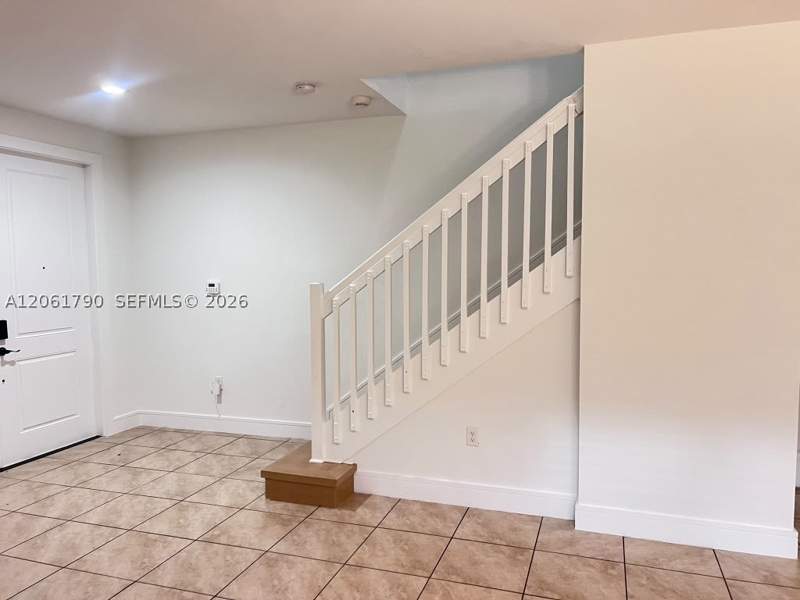 6 bedroom SingleFamilyResidence at 2190 SE 2nd St, Ventanas At Homestead, Homestead — photo 4
