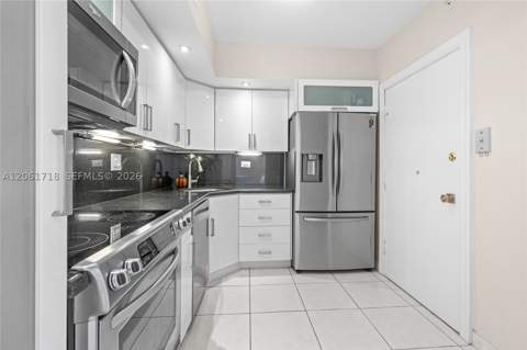 5601 Collins Ave 1515, Miami Beach FL - photo 15 of 38