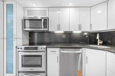 5601 Collins Ave 1515, Miami Beach FL - photo 18 of 38