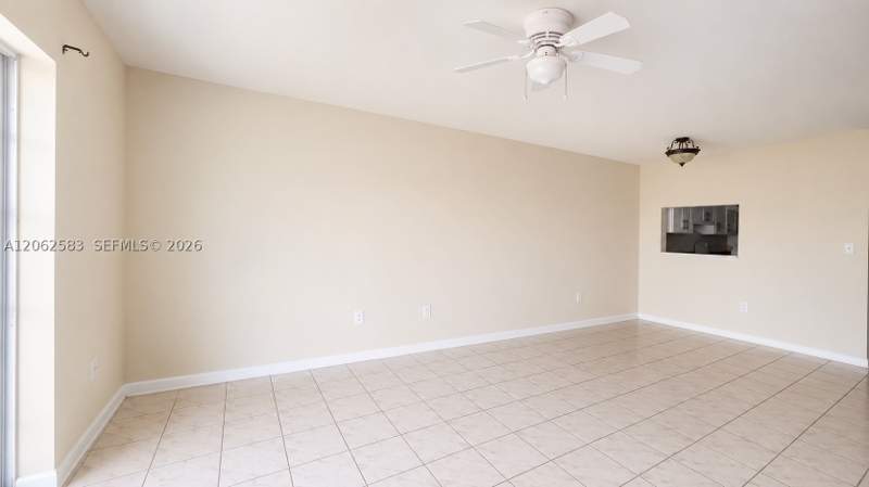 2 bedroom Condominium at 11311 SW 200th St 311-D, Caribbean Gardens Condo, Miami — photo 2