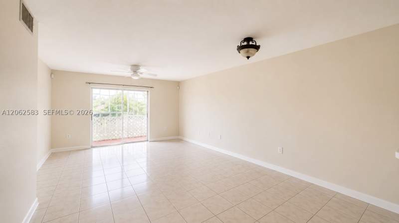 2 bedroom Condominium at 11311 SW 200th St 311-D, Caribbean Gardens Condo, Miami — photo 3